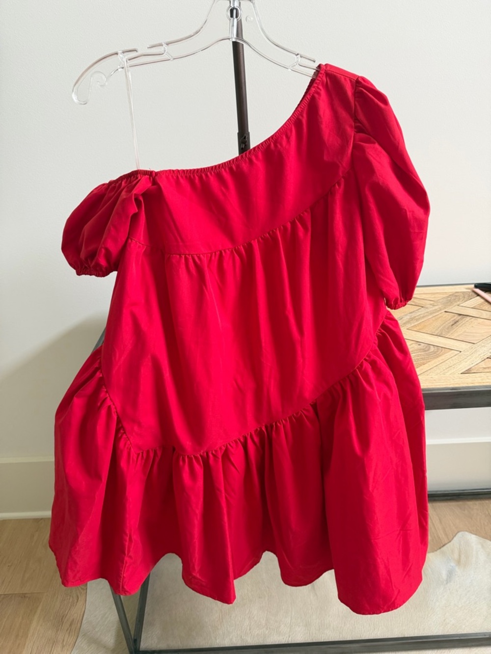 One-Shoulder Red Puff-Sleeve Women’s Dress